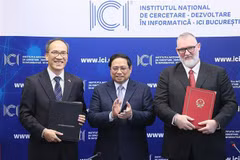 Premier vietnamita propone promover cooperación con Rumania en ciencia y tecnología 