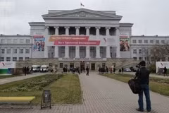 Rusia ofrece mil becas a estudiantes vietnamitas