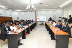 Vietnam da importancia a la promoción de cooperación multifacética con Costa de Marfil
