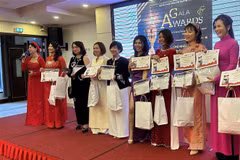 Organizan gala en honor a empresarias vietnamitas en Francia