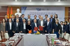 Robustecen universidades vietnamita y australiana cooperación en inteligencia artificial