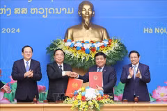 Celebran 46ª Reunión del Comité Intergubernamental Vietnam-Laos en Hanoi