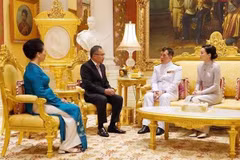 Rey de Tailandia aprecia relaciones de cooperación con Vietnam 