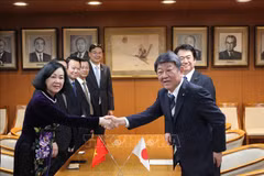 Promueven papel de dos partidos gobernantes de Vietnam y Japón en impulso de relaciones bilaterales