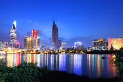 Ciudad Ho Chi Minh recibe más de cinco millones 200 mil visitantes extranjeros este año