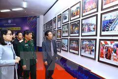 Inauguran exhibición sobre logros de integración internacional de Vietnam