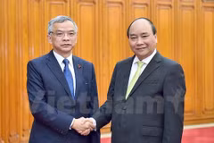 Premier vietnamita insta a Laos a monitorear impactos de centrales hidroeléctricas