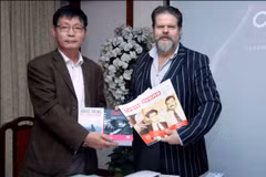 Entidades holandesas entregan a Vietnam documentales de alto valor histórico
