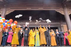 Inauguran Festival de pagoda Bai Dinh en provincia de Ninh Binh