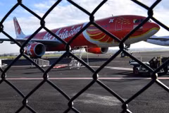 Avión de AirAsia aterriza de emergencia en Australia