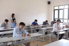 Celebran concurso de oratoria en idioma vietnamita para estudiantes laosianos