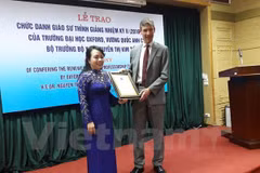 Ministra vietnamita recibe título de Oxford por segunda vez