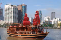 Ciudad Ho Chi Minh impulsa programas de turismo fluvial