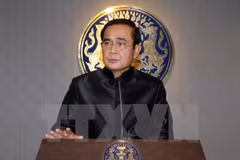 Tailandia levantará restricciones a partidos políticos