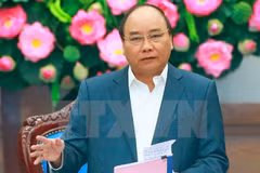 Premier de Vietnam urge a diseñar escenarios de desarrollo para alcanzar objetivo de crecimiento