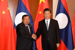Laos y China construirán comunidad de futuro compartido 