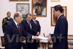Presidente libanés desea fortalecer relaciones con Vietnam