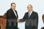 Premier de Vietnam aboga por una mayor cooperación entre VNA y Prensa Latina