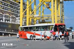 Casi dos mil vacacionistas extranjeros arribaron al puerto de Tien Sa, en la ciudad costera vietnamita de Da Nang (Fuente: VNA)