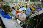 Vietnam perfecciona entorno empresarial para atraer inversión extranjera