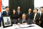 Presidente de FPV rinde homenaje al comandante cubano Fidel Castro