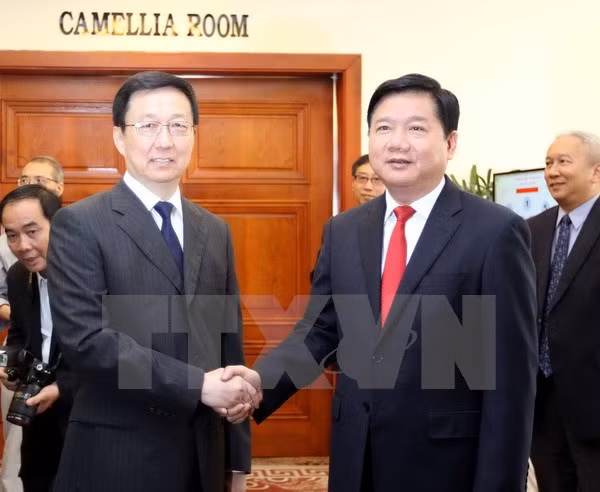 Impulsan cooperación Ciudad Ho Chi Minh y Shanghai ảnh 1