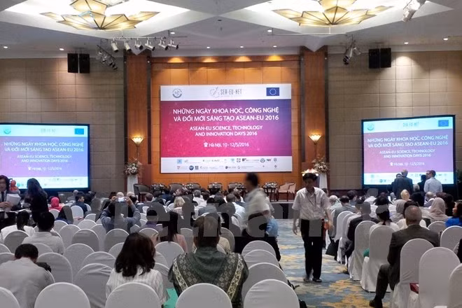 En Vietnam días de ciencia, tecnología e innovación de ASEAN – UE ảnh 1