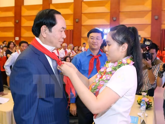 Vietnam presta atención especial para el desarrollo infantil ảnh 1