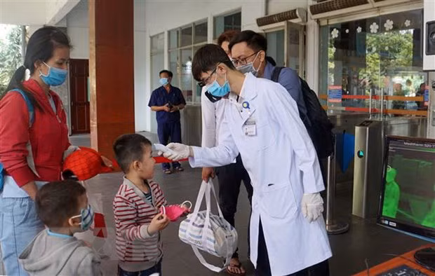 Prolonga Ciudad Ho Chi Minh suspensión de actividades escolares ante expansión del coronavirus ảnh 1