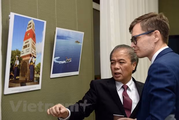 Exponen en Rusia fotos de la Agencia Vietnamita de Noticias ảnh 1