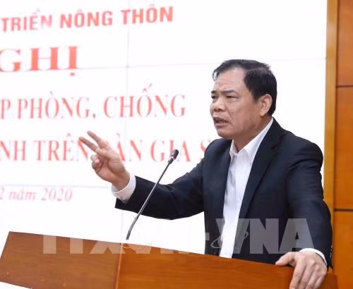 Vietnam presta atención a la lucha contra la gripe aviar ảnh 1
