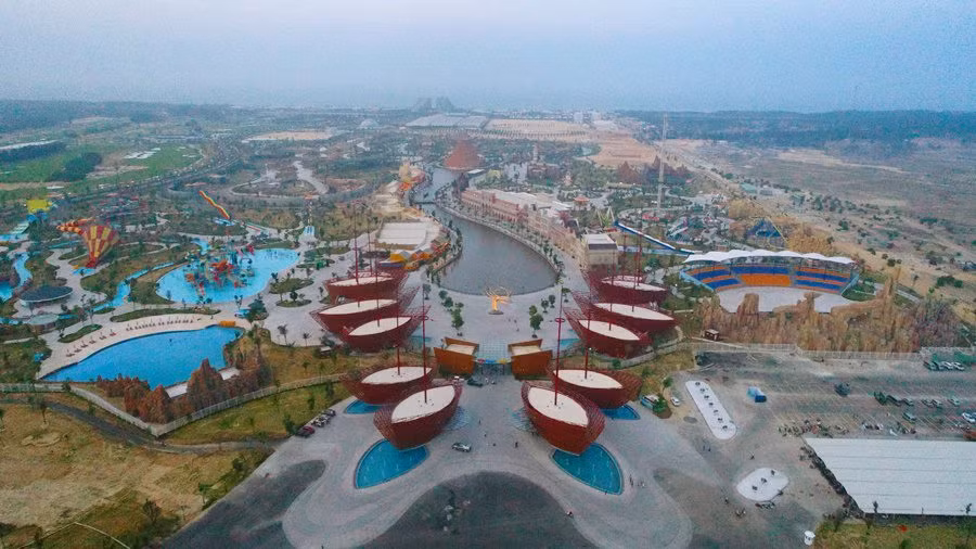 Atractivo escenario del complejo Vinpearl Land Nam Hoi An en Vietnam ảnh 1