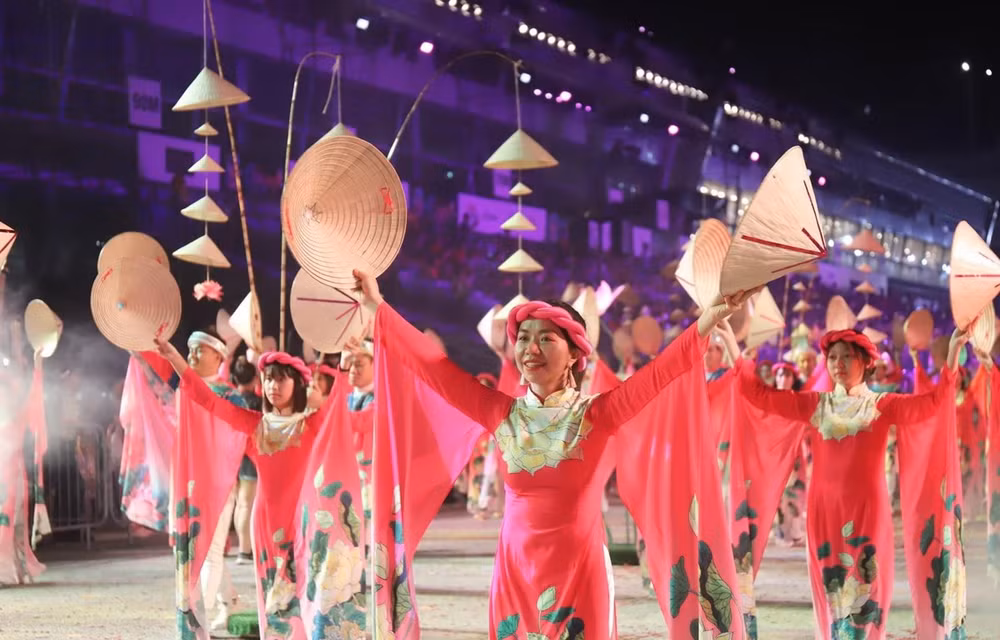 Vietnam participa en mayor espectáculo callejero de Asia en Singapur ảnh 1