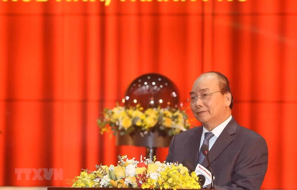 Premier de Vietnam urge a impulsar reforma del sector arancelario ảnh 1 Premier de Vietnam urge a impulsar reforma del sector arancelario ảnh 1