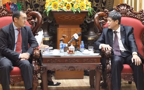 Vietnam y Kazajistán fortalecen cooperación en periodismo ảnh 1
