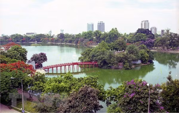 Presentan asistente virtual para turistas en Hanoi ảnh 1
