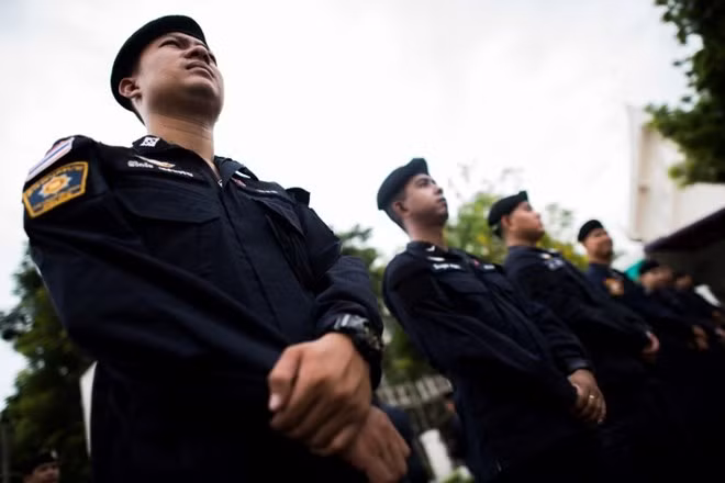 Policía de Tailandia prohíbe manifestaciones cerca de la jefatura de la junta militar ảnh 1