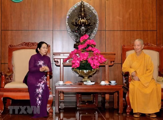 Ciudad Ho Chi Minh aprecia aportes de seguidores budistas municipales ảnh 1