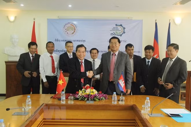 Vietnam y Camboya impulsan cooperación en educación ảnh 1