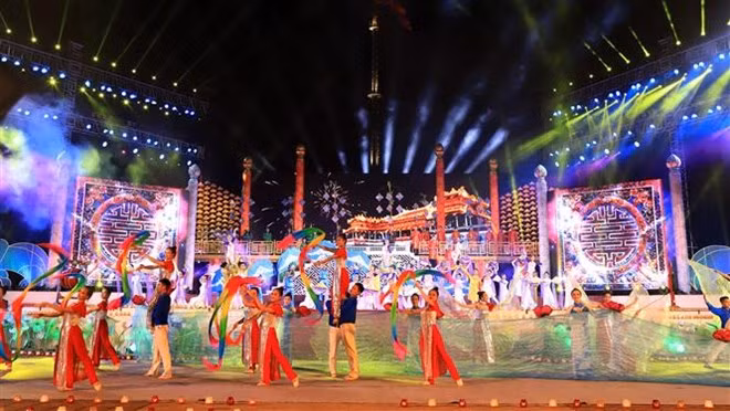 Concluye con éxito Festival Hue 2018 ảnh 1