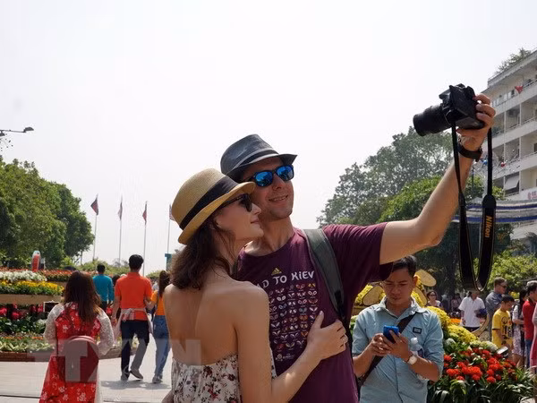 Publican Ciudad Ho Chi Minh manual de turismo de salud ảnh 1