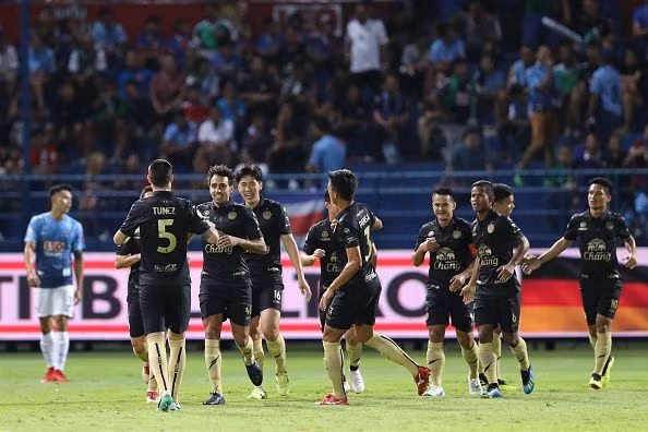 Acusan a 15 tailandeses por arreglar resultados de partidos de fútbol ảnh 1