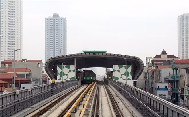 Ferrocarril Cat Linh-Ha Dong conectado a la red eléctrica nacional para operación experimental ảnh 1 Ferrocarril Cat Linh-Ha Dong conectado a la red eléctrica nacional para operación experimental ảnh 1
