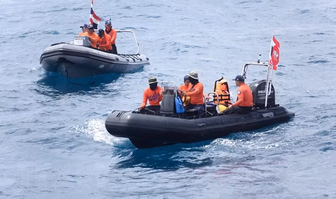 Tailandia recupera último cadáver de naufragio en Phuket ảnh 1