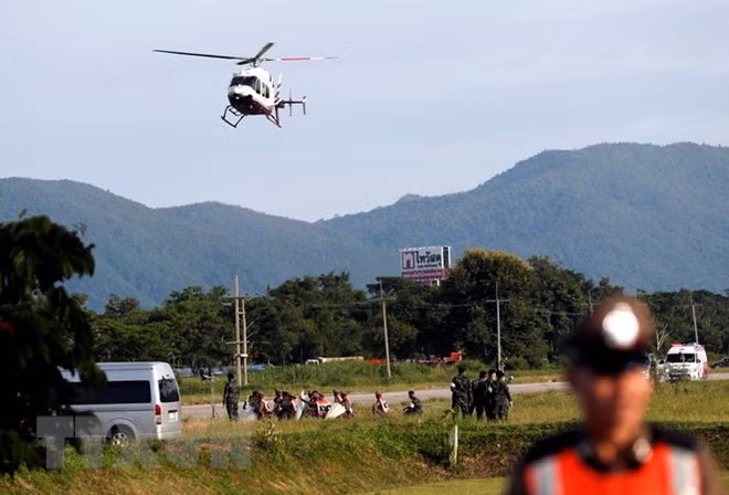 Se eleva a 11 el número de niños tailandeses rescatados de cueva inundada ảnh 1