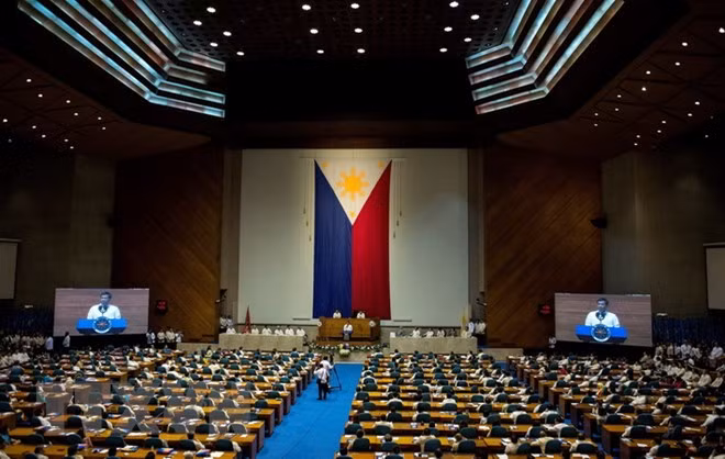 Presidente filipino se compromete a seguir hasta el final el combate antidroga ảnh 1 Presidente filipino se compromete a seguir hasta el final el combate antidroga ảnh 1