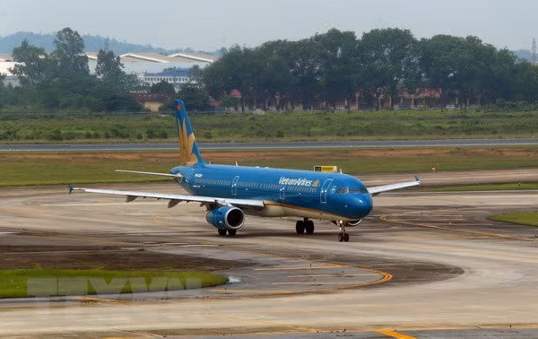 Cancelan vuelos a región central de Vietnam por afectaciones de tormenta Son Tinh ảnh 1 Cancelan vuelos a región central de Vietnam por afectaciones de tormenta Son Tinh ảnh 1