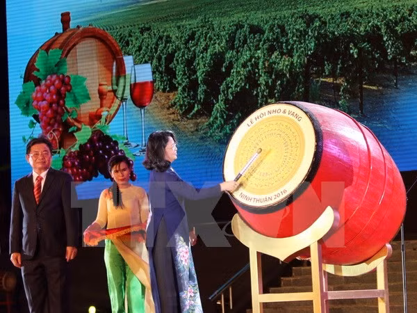 Efectúan en Vietnam Festival de Uvas y Vinos ảnh 1