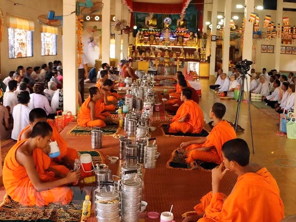 Comunidad vietnamita en Camboya festeja Chol Chnam Thmay ảnh 1