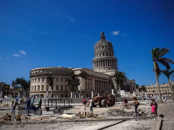 Hanoi y La Habana intercambian experiencias de desarrollo urbano ảnh 1